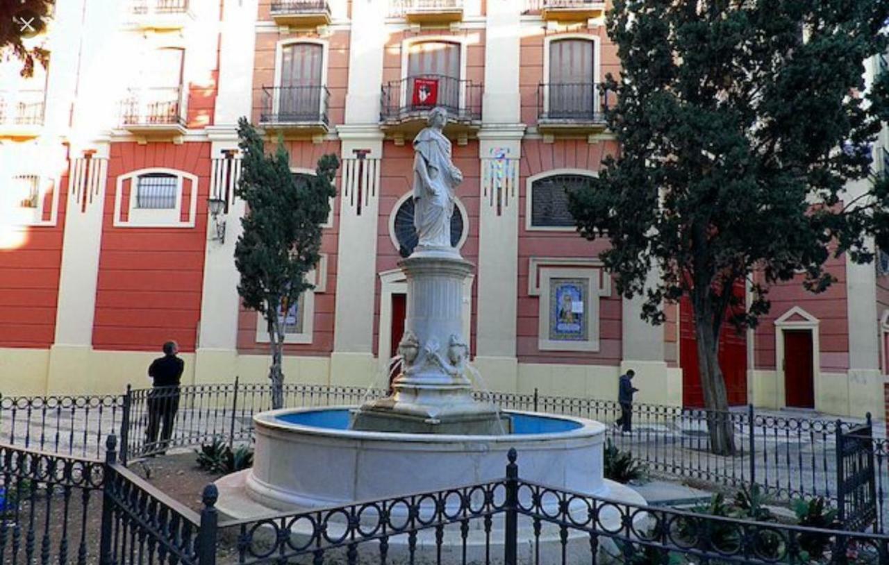 Plaza De San Francisco Apartment Malaga Exterior photo