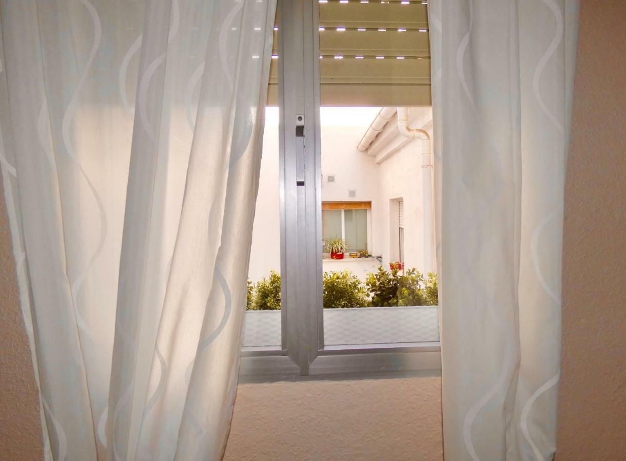 Plaza De San Francisco Apartment Malaga Exterior photo
